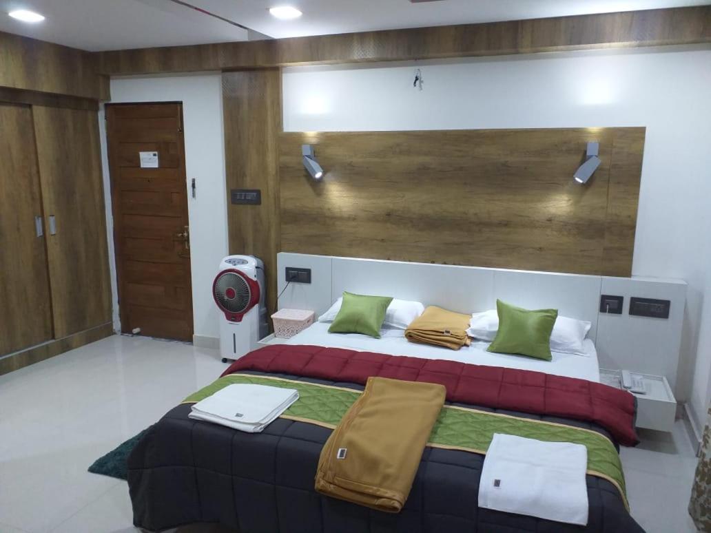Grand Meridian Vinnamangalam Dış mekan fotoğraf