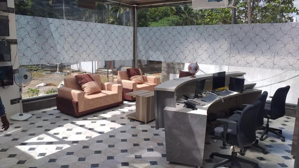 Grand Meridian Vinnamangalam Dış mekan fotoğraf