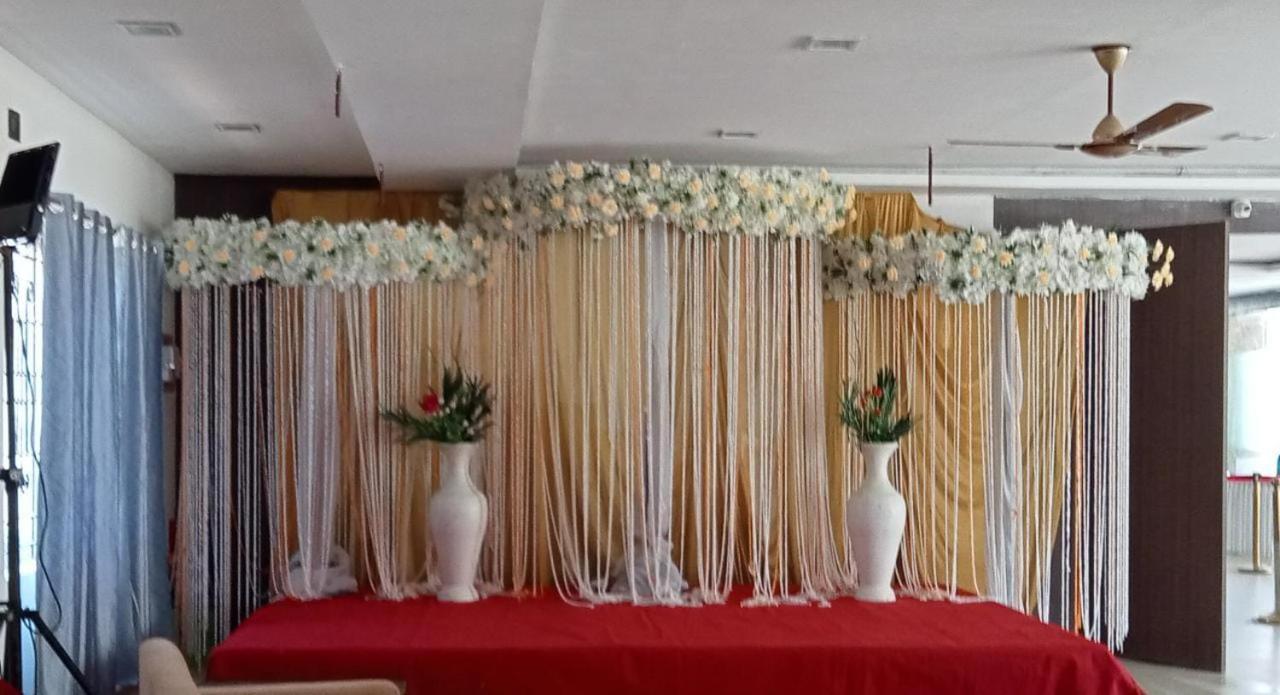 Grand Meridian Vinnamangalam Dış mekan fotoğraf