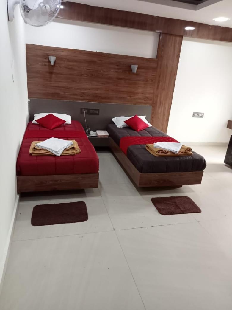 Grand Meridian Vinnamangalam Dış mekan fotoğraf